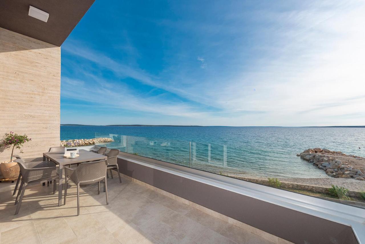 Villa Eni Apartments 2 Мандре Экстерьер фото