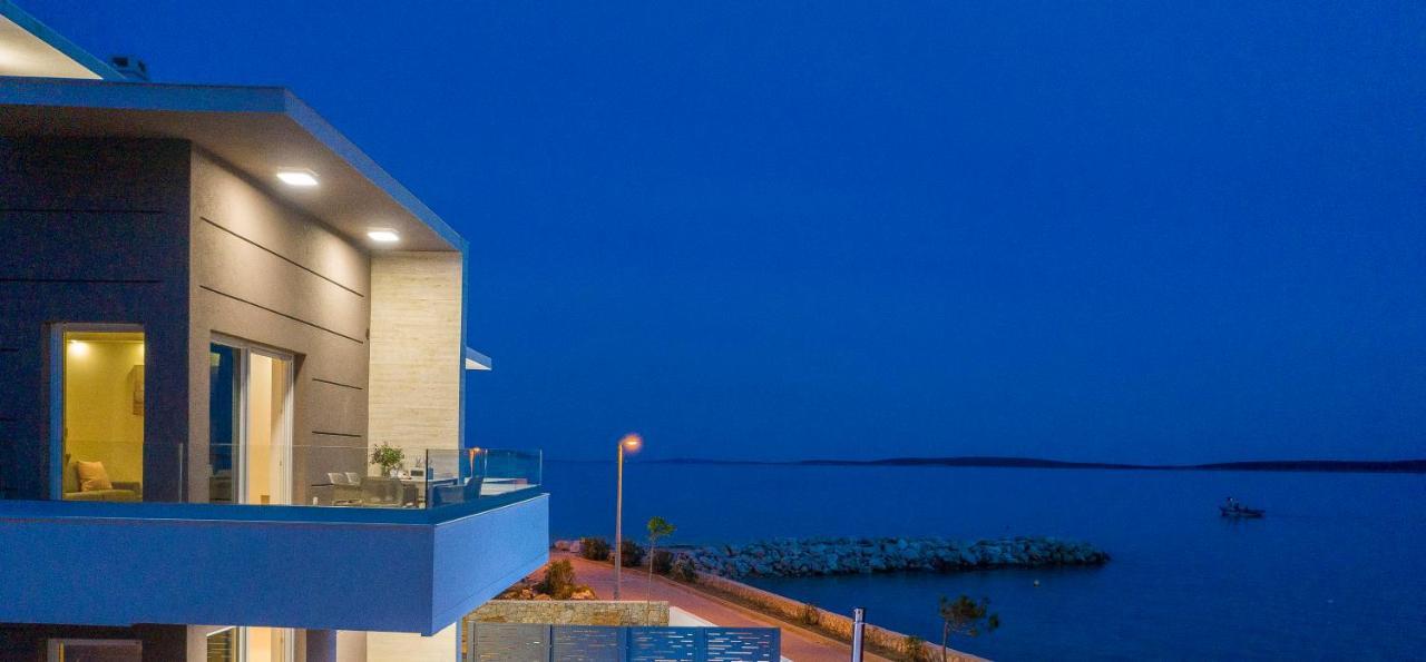 Villa Eni Apartments 2 Мандре Экстерьер фото